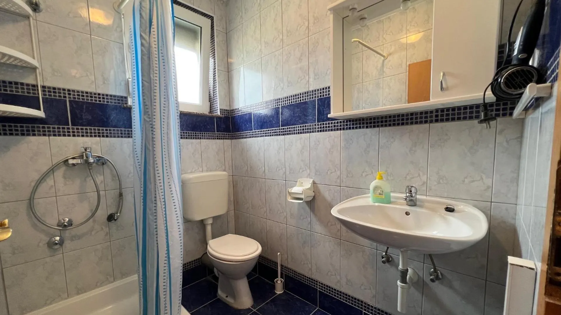 Apartments Mijic Medulin 0*,